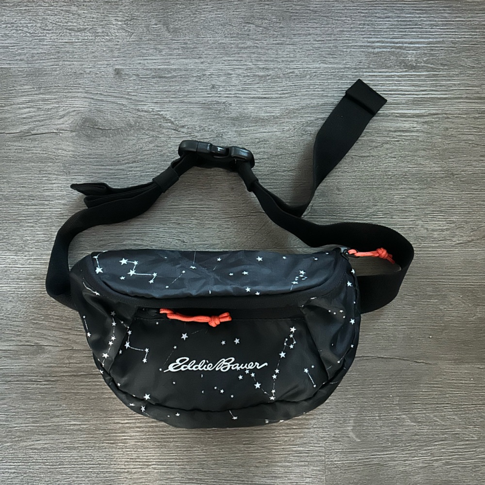 NEW Eddie Bauer Stowaway Packable Waistpack with 2 secure zip pockets barely use
